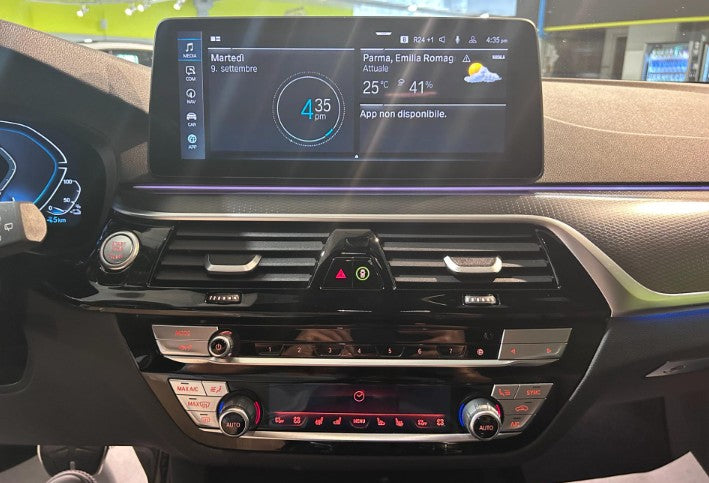 Bmw 530e Touring Luxury auto Sequential PHEV Petrol. 184cv