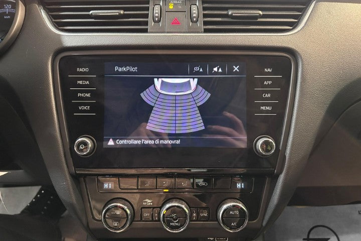 Skoda Octavia Wagon 1.6 tdi Style 115cv dsg Sequential Diesel
148734 km,