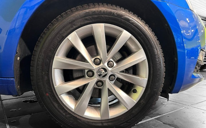 Skoda Octavia Wagon 1.6 tdi Style 115cv dsg Sequential Diesel
148734 km,