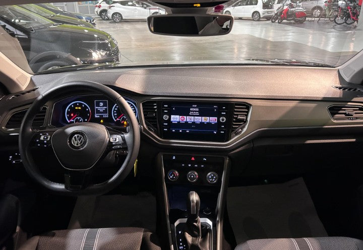 Volkswagen T-Roc 1.5 tsi Style dsg Sequential
(150cv.) 83078 km,