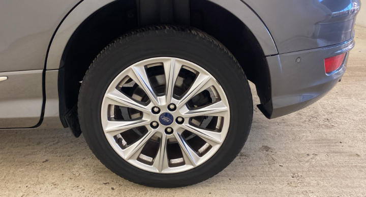 Ford Kuga 2.0 tdci Vignale s&s awd 180cv powershift Sequential 125773 km,