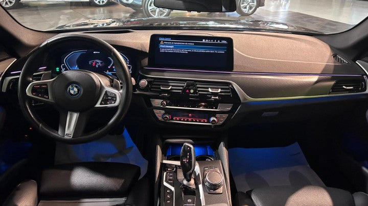 Bmw 530e Touring Luxury auto Sequential PHEV Petrol. 184cv