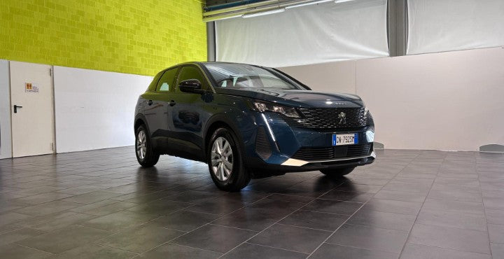 Peugeot 3008 1.2 puretech t Active Pack s&s 130cv Manual 64568 km,