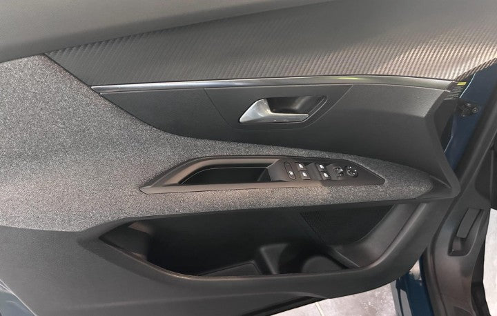 Peugeot 3008 1.2 puretech t Active Pack s&s 130cv Manual 64568 km,