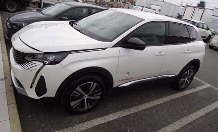 ❌ riservata Cardillo❌. Peugeot 3008 1.5 bluehdi Allure s&s 130cv eat8 Automatic Diesel
112070 km,