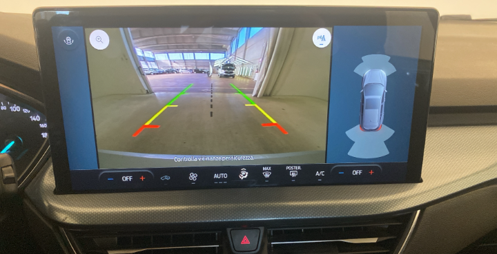 Ford Focus Active SW 1.0 ecoboost h Design 125cv Manual Hybrid
70001 km,