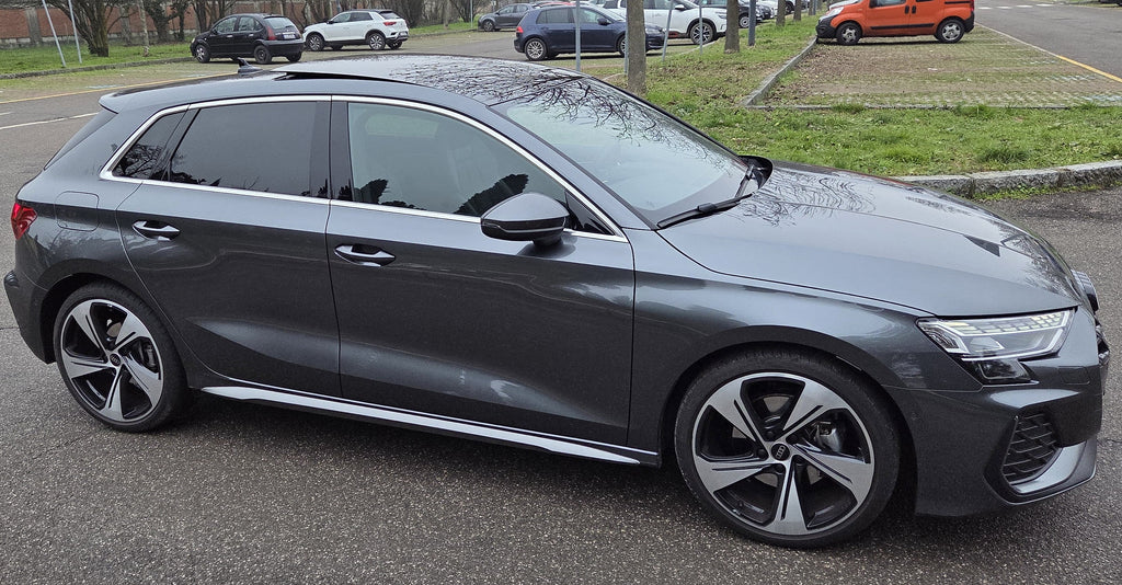 Audi A3 Sportback 35 2.0 tdi S line Edition s-tronic Sequential Diesel
(150cv),  80596 km,