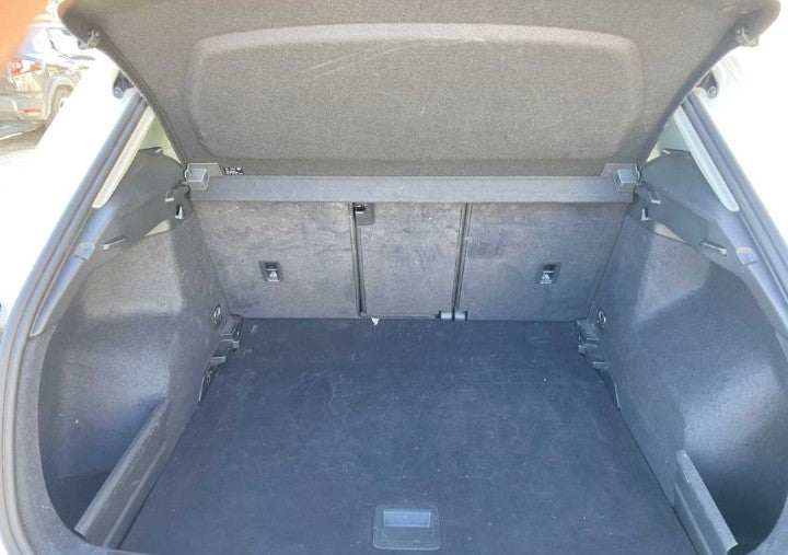 Audi Q3 35 TDI S tronic Business Advanced Sequential Diesel
km 49500.    12 / 2020.     150cv