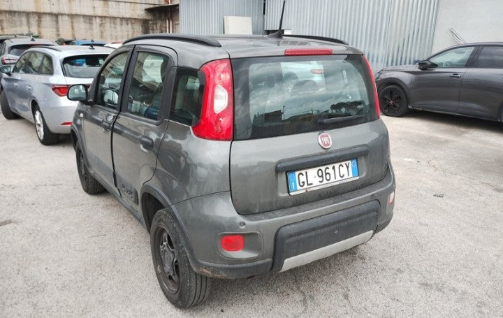 Fiat Panda 0.9 t.air t. Wild 4x4 s&s 85cv Manual Petrol
(85PS), Petrol, , 47904 km,