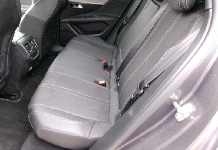 ❌ venduta sig d'Angeli❌  peugeot 3008 1.5 bluehdi GT s&s 130cv eat8 Automatic Diesel
  35446 km, 31/05/2023,