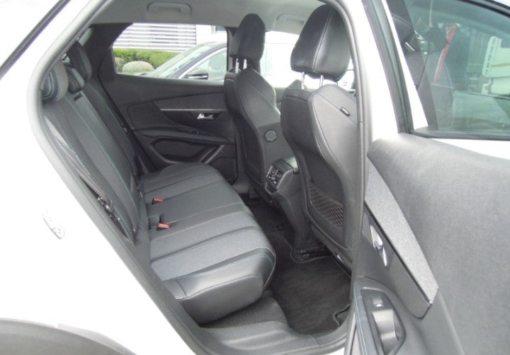 ❌ riservata Cardillo❌.     Peugeot 3008 1.5 bluehdi Allure s&s 130cv eat8 Automatic Diesel
 112070 km,