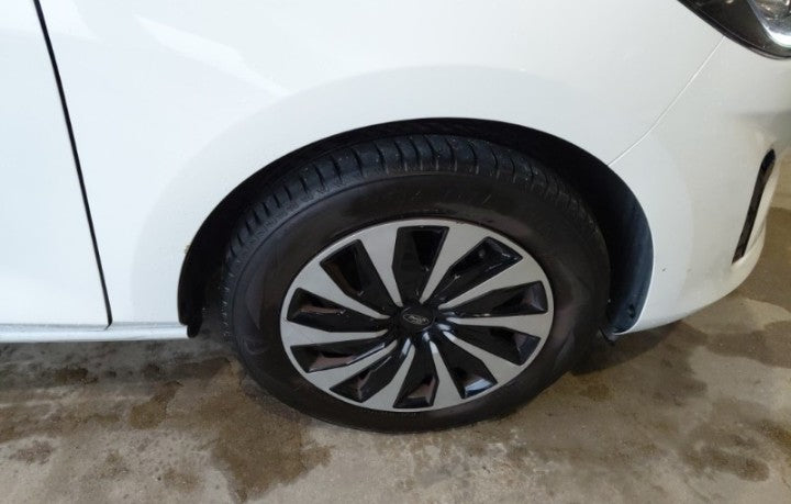 Ford Fiesta 5p 1.1 Titanium 75cv Manual benzina 
(75PS), Petrol, , 35000 km,